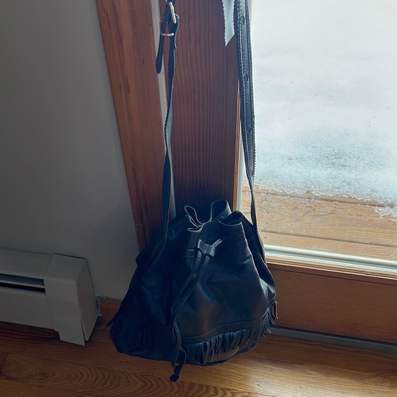 Fortrend leather light bag 12x14 - 19”strap drop - Picture 2 of 10